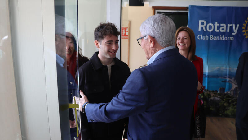 El Rotary Club entrega el ‘XII Premio Isidro Cortina’ al Mejor Estudiante de Bachillerato, dotado con 3.000 euros