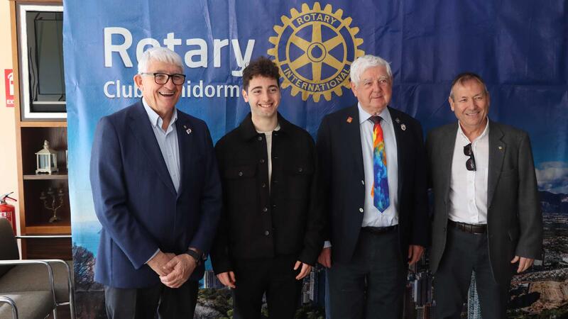 El Rotary Club entrega el ‘XII Premio Isidro Cortina’ al Mejor Estudiante de Bachillerato, dotado con 3.000 euros