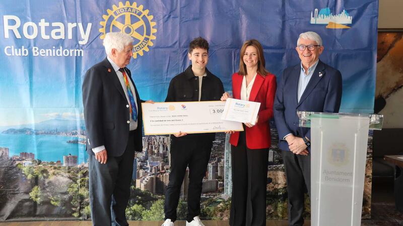 El Rotary Club entrega el ‘XII Premio Isidro Cortina’ al Mejor Estudiante de Bachillerato, dotado con 3.000 euros