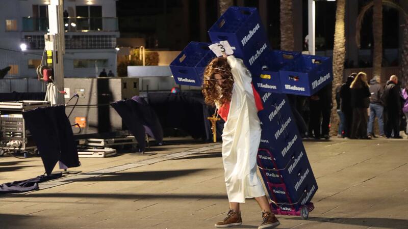 ‘Venecia en Benidorm’ se alza con el primer premio del desfile de Carnaval en el que lucieron 63 grupos y 10 participantes individuales
