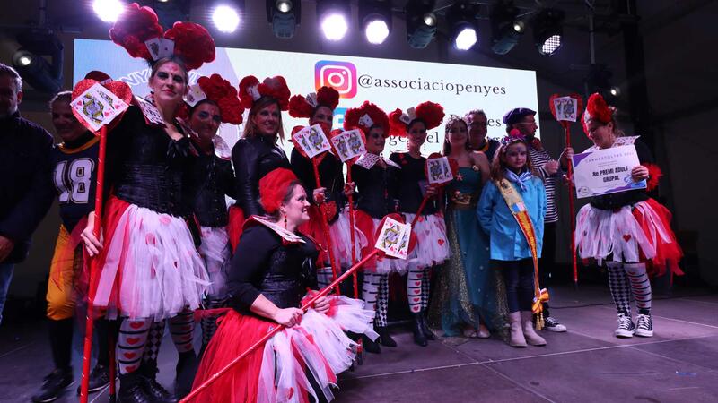 ‘Venecia en Benidorm’ se alza con el primer premio del desfile de Carnaval en el que lucieron 63 grupos y 10 participantes individuales