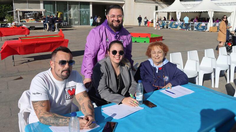 ‘Venecia en Benidorm’ se alza con el primer premio del desfile de Carnaval en el que lucieron 63 grupos y 10 participantes individuales