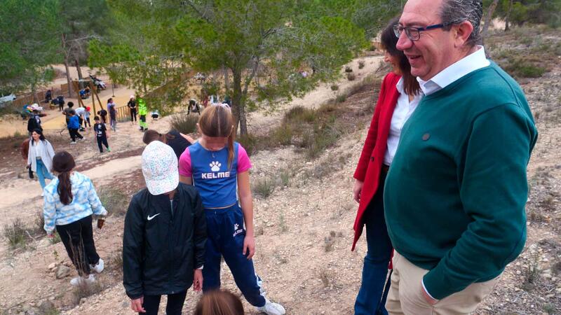 Un centenar d