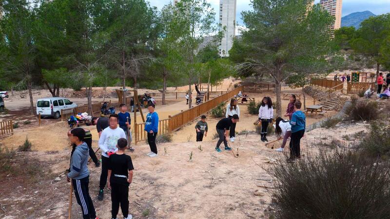 Un centenar d