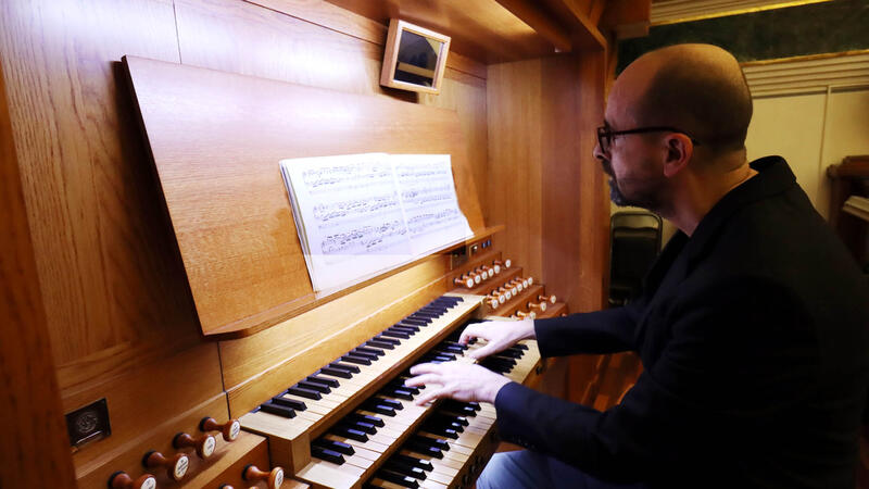 Daniel Oyarzábal offers an exciting concert at Benidorm International Organ Festival