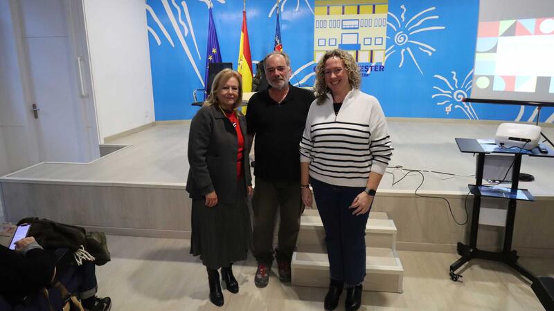 Una conferencia de Ángeles Valdivieso sobre ‘Mujeres en la Bauhaus’ marca el inicio de los actos conmemorativos del 8-M 