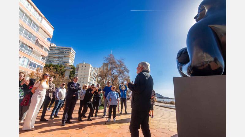 The monumental sculptures of Jiménez Deredia show