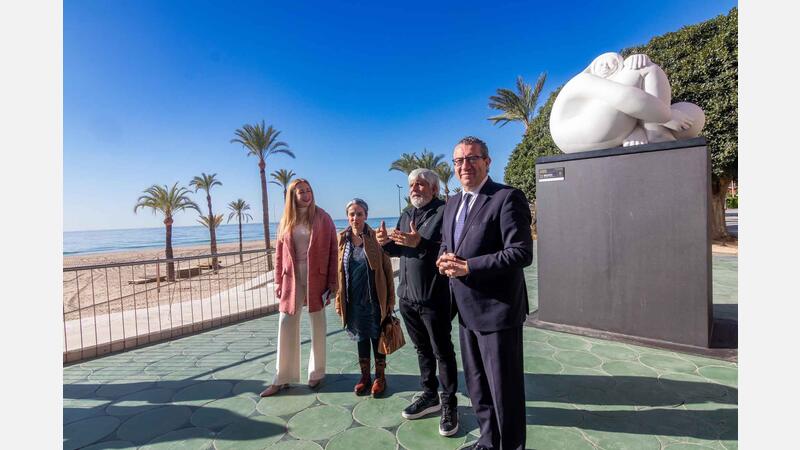 The monumental sculptures of Jiménez Deredia show