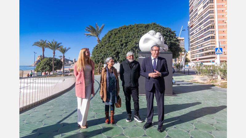 The monumental sculptures of Jiménez Deredia show