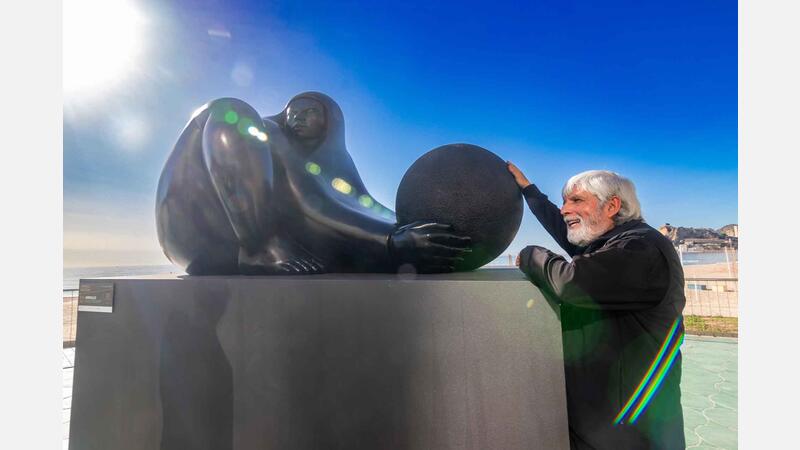 The monumental sculptures of Jiménez Deredia show