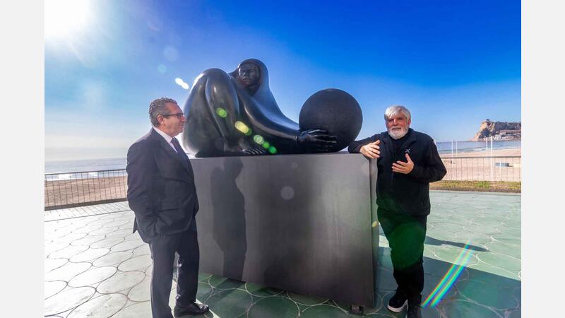 The monumental sculptures of Jiménez Deredia show