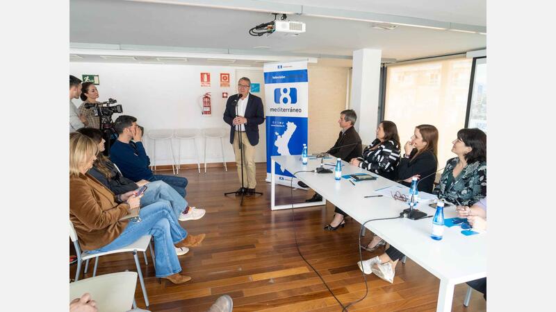 Debat a Benidorm sobre meteorologia, turisme i mitjans de comunicació