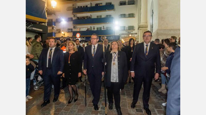 La processó General i del Sant Soterrament congrega a totes les confraries i germanors de Benidorm