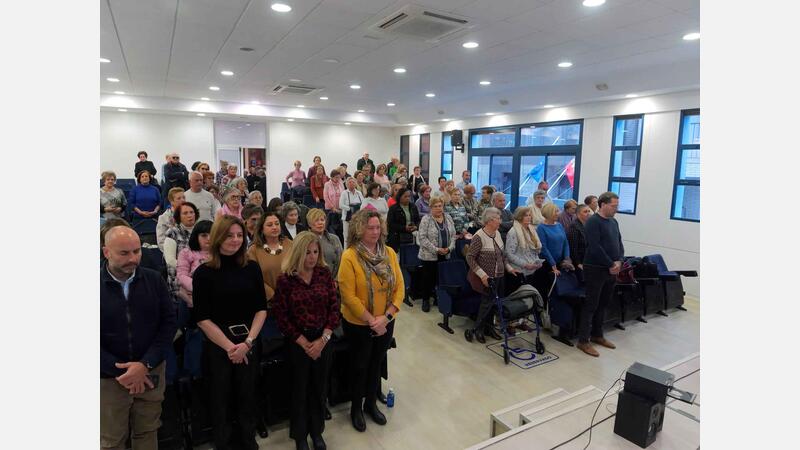 Las Amas de Casa de Benidorm celebran el 8 de Marzo con música y poesía