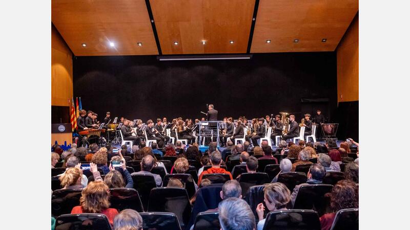 Tarde en Benidorm de Pop rock y música clásica