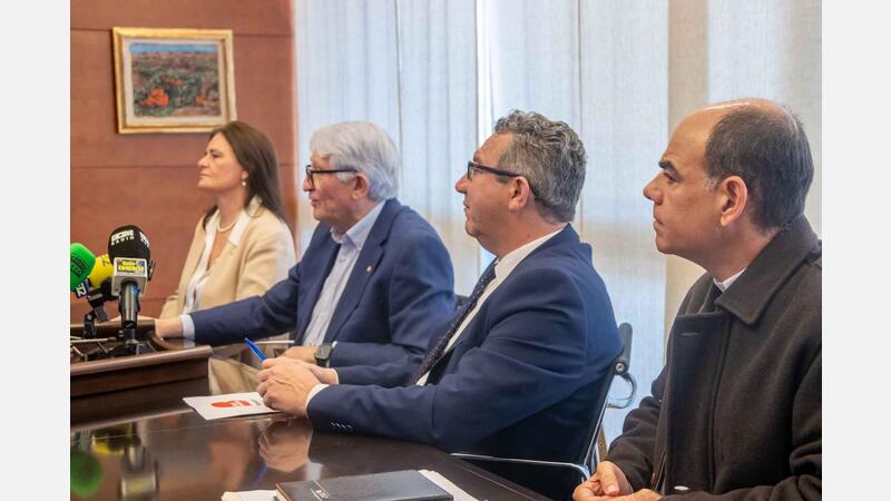El Rotary Club de Benidorm renova la coberta d