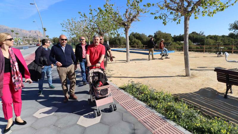 Benidorm culmina el adecentamiento en superficie del entorno de la avenida Beniardá tras el soterramiento