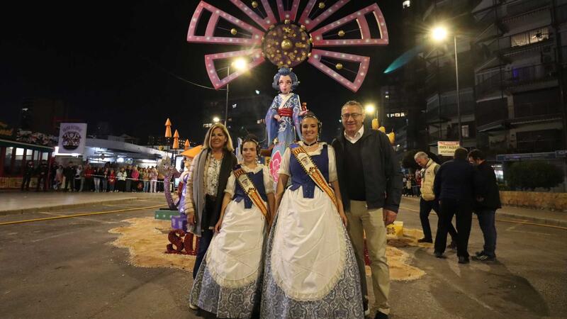 La ‘Nit de la Cremà’ despide las fallas de Benidorm hasta el próximo año