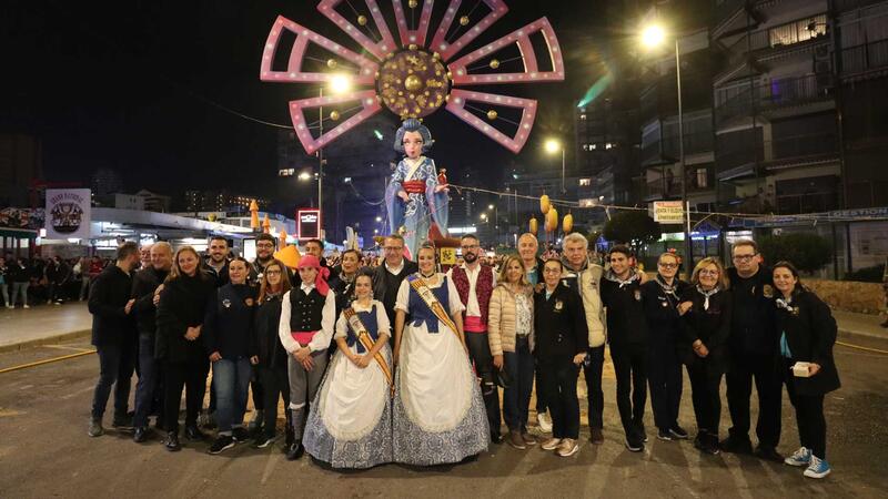 La ‘Nit de la Cremà’ despide las fallas de Benidorm hasta el próximo año