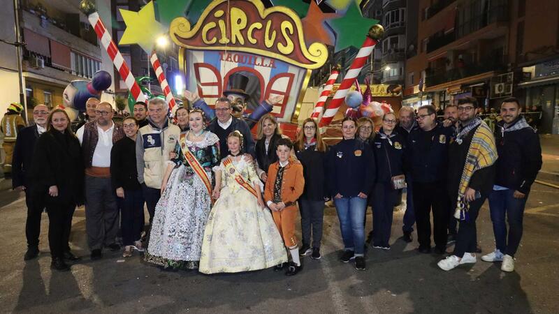 La ‘Nit de la Cremà’ despide las fallas de Benidorm hasta el próximo año