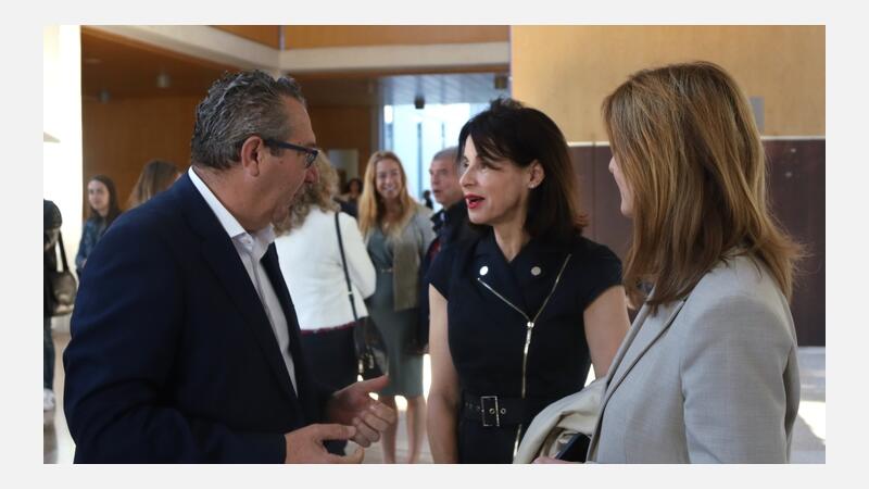 Las oportunidades laborales y formativas de la FP Dual, a debate en Benidorm