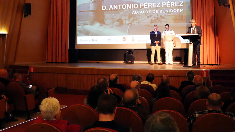 Captain Pedro Márquez talks about the situation of submarines in the conference 