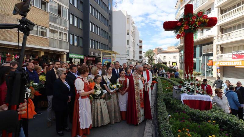 The celebration of La Creu Festival marks the beginning of the month of May in Benidorm