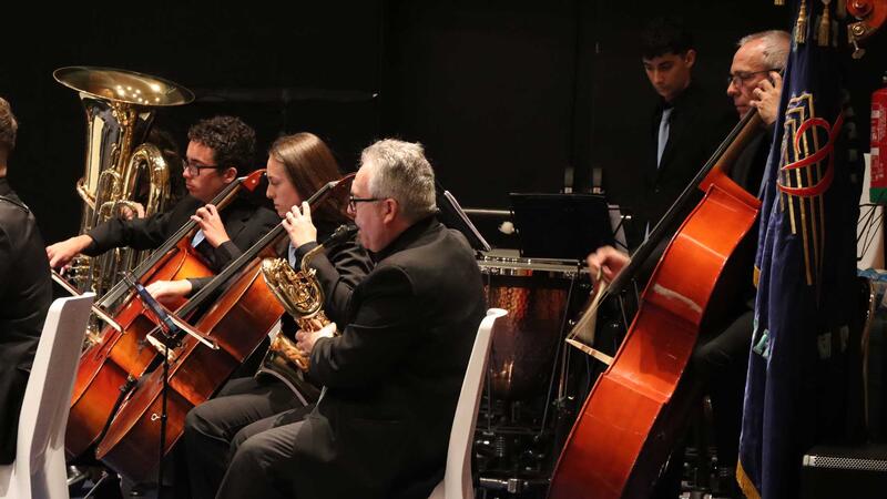 El concierto de la S.M. La Nova pone el broche a la celebración de la Festa de La Creu en Benidorm