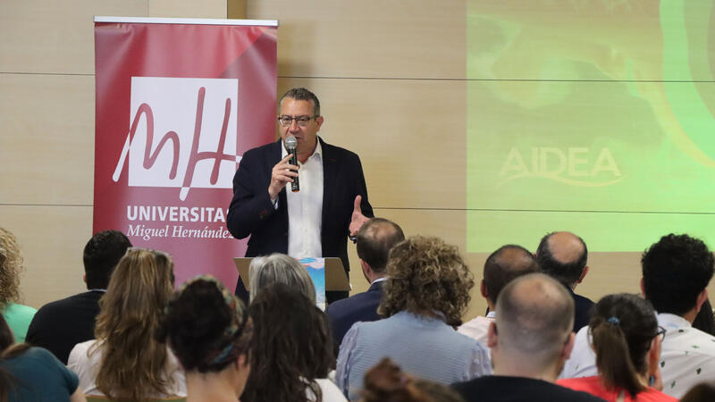 Benidorm acoge la ‘I Convención de Estimulación AquaBabies’ que reúne a expertos de varios países 