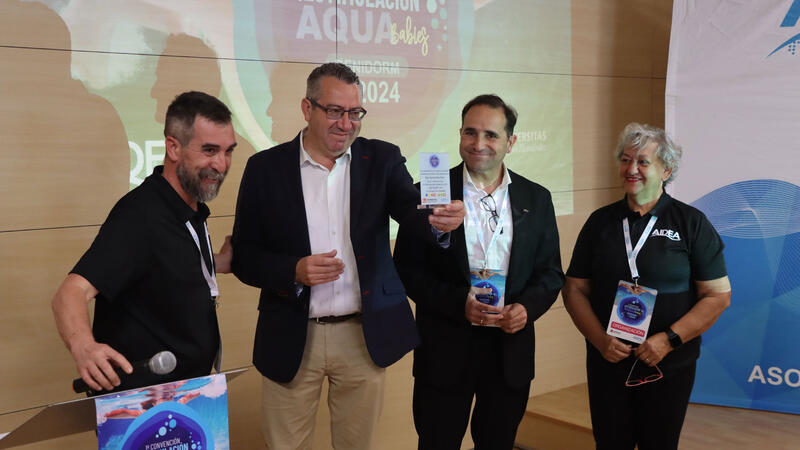 Benidorm acoge la ‘I Convención de Estimulación AquaBabies’ que reúne a expertos de varios países 