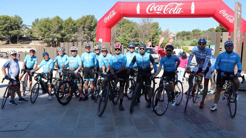 Alrededor de medio millar de personas celebran en Benidorm el ‘Día de la Bicicleta para todos’