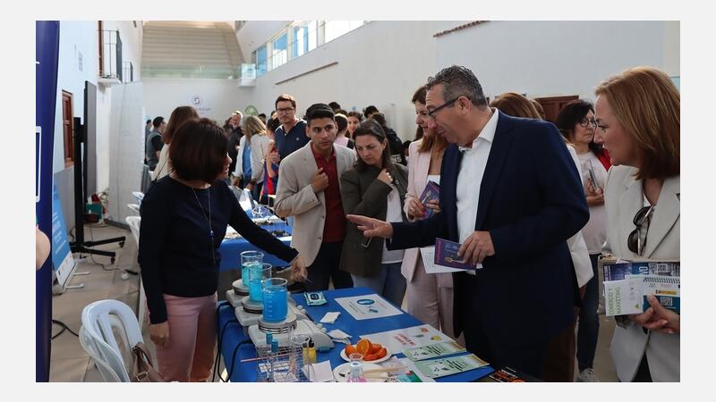 Prop de 2.000 estudiants de tota la comarca participen en la 5a Fira Educativa i de Formació Professional de Benidorm