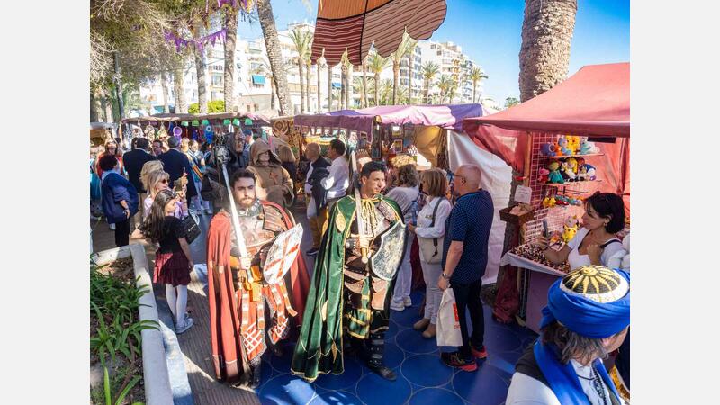 El Parque de Elche se transforma en mercado histórico artesanal con espectáculos medievales 