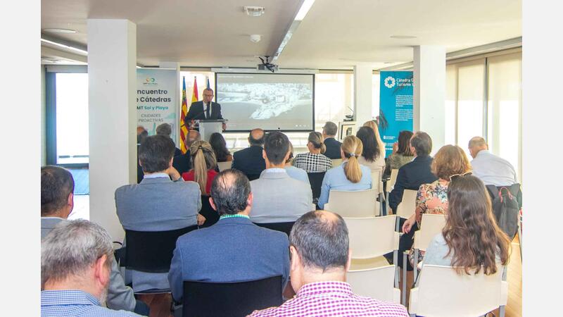 The Meeting of Tourism Chairs of the AMT shows Benidorm