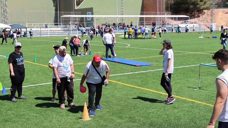  Guillermo Amor sports city hosts the 24th Adapted Sports Games that culminate with the presentation of medals and the brotherhood meal