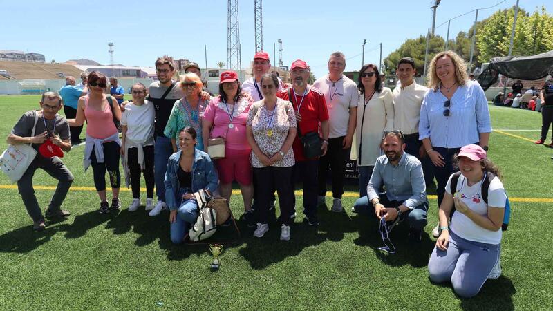  Guillermo Amor sports city hosts the 24th Adapted Sports Games that culminate with the presentation of medals and the brotherhood meal