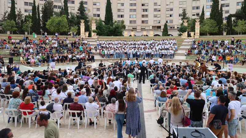 Gran acogida del concierto de clausura del proyecto ‘L’Escola canta’ celebrado en el auditorio Julio Iglesias 