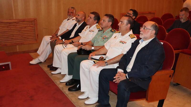 El capitán de navío Abel Romero diserta en Benidorm sobre la ‘Geopolítica y seguridad en el Ártico’  