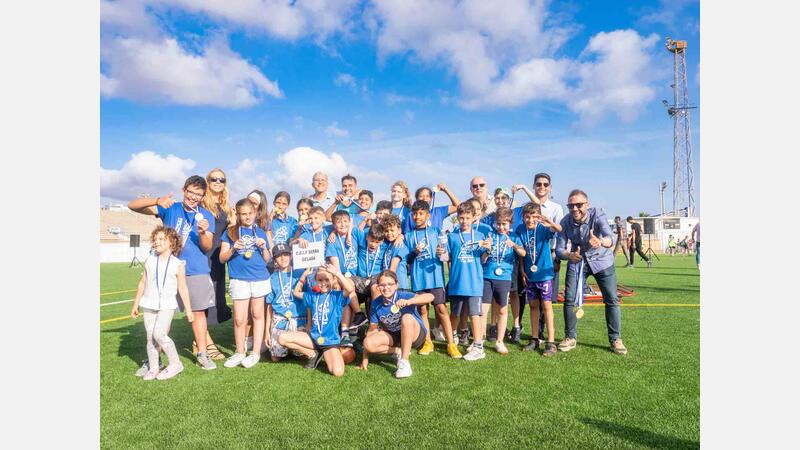 The School Games bring together hundreds of students and families at CD Guillermo Amor in Benidorm