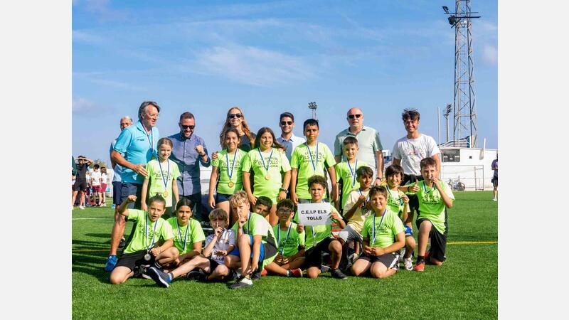 The School Games bring together hundreds of students and families at CD Guillermo Amor in Benidorm