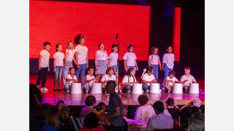 Más de 1.600 personas participan en el XXII Festival Escolar de Benidorm