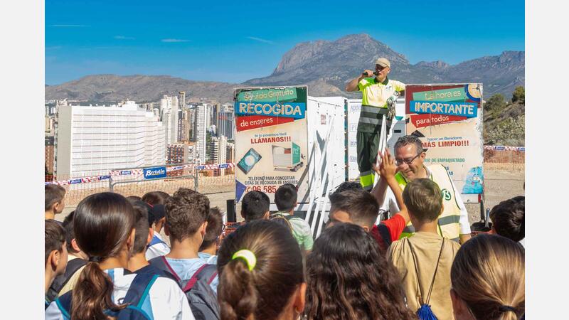 More than 400 schoolchildren from Benidorm visit Racó de l