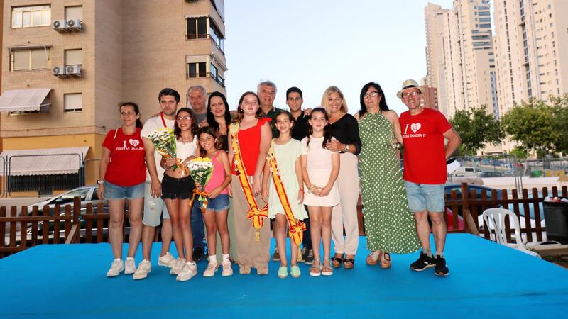 Naiara y Lucía Moreno Novella, nuevas reinas de las fiestas de Imalsa II