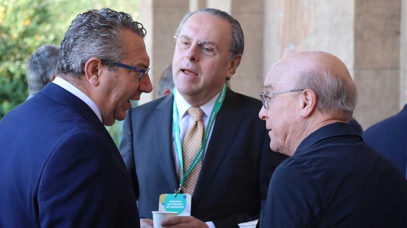 Toni Pérez acompanya als empresaris d