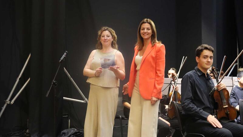 Alumnes dels conservatoris de Benidorm i Lliria mostren el seu talent en un concert d