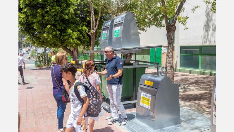 Els contenidors soterrats del carrer Goya ja estan operatius