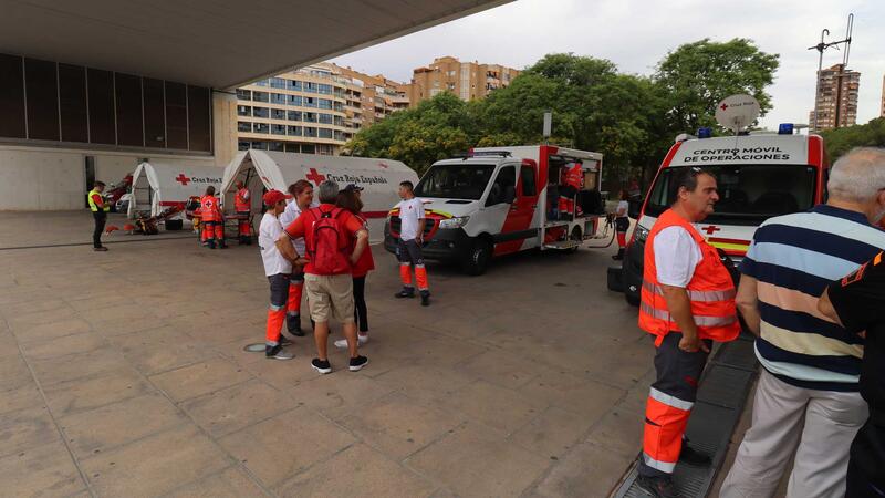 Creu Roja presenta a Benidorm una nova ambulància i l
