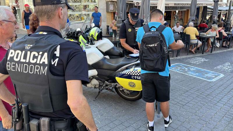 La Policía Local realiza una campaña de controles a los vehículos de movilidad personal que se salda con 265 inspecciones en los dos últimos meses