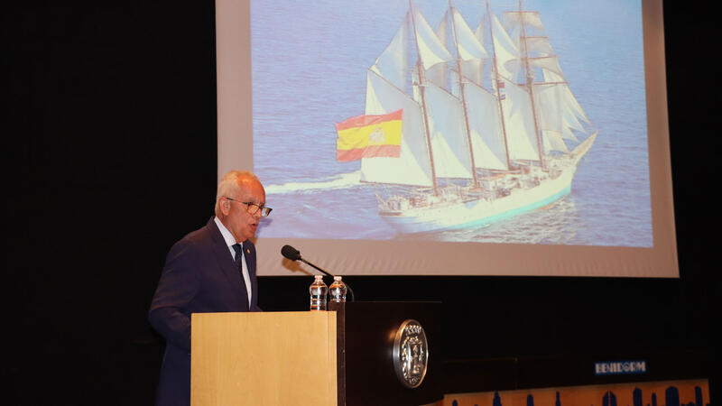 Los profesores Francisco Amillo y Antonio Bravo reciben los Premios de Investigación de Historia Naval de la Fundación Frax y el Ayuntamiento 
