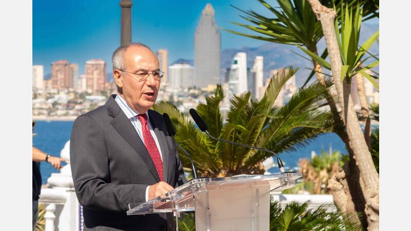 Benidorm rendix un sentit homenatge als Caiguts en la Mar i a l